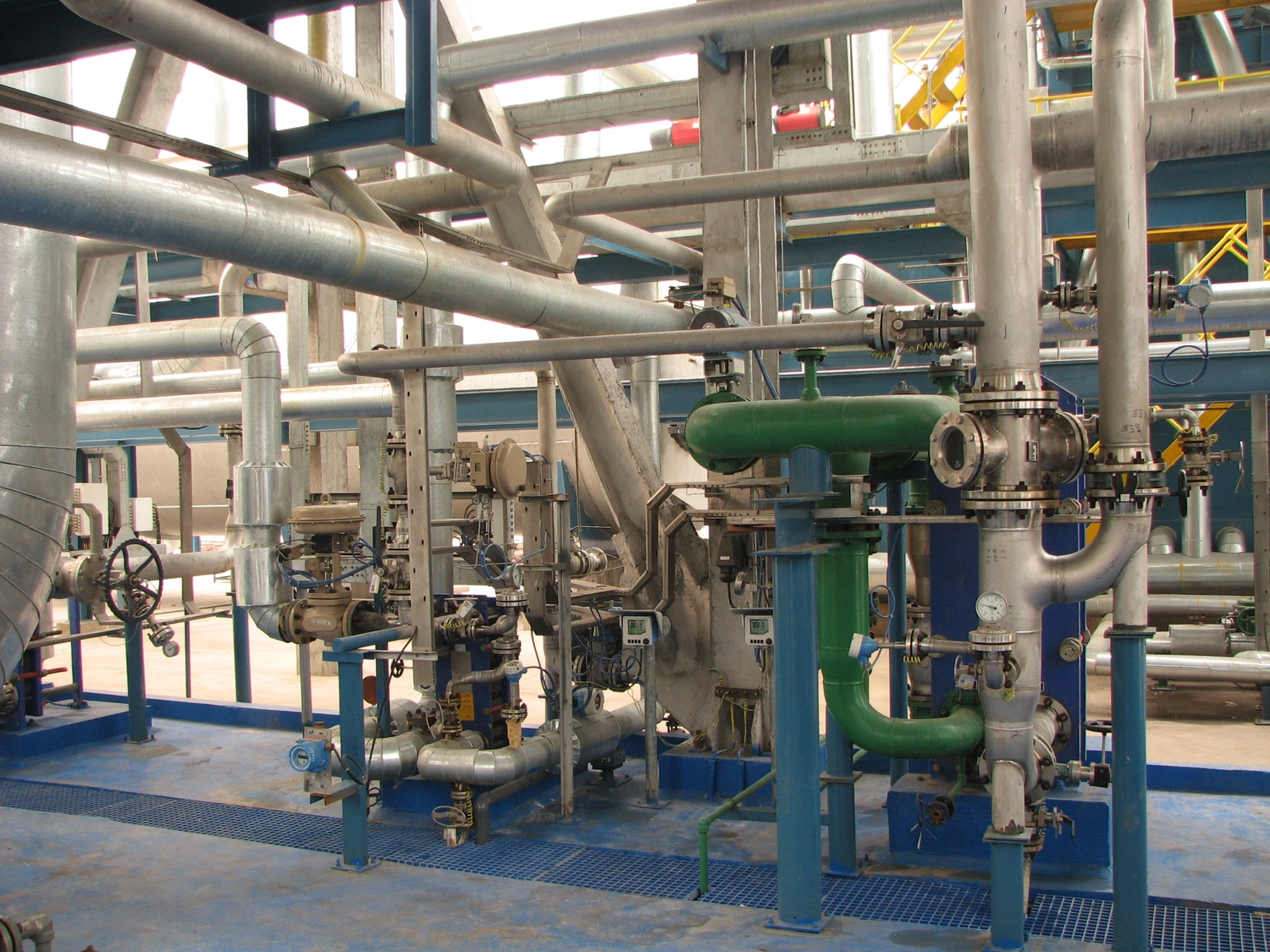 Cyanide Technology Consulting GmbH - production, engineering, and operation of cyanide plants (NaCN & HCN) - This image shows a molten metal induction furnace during operation. 